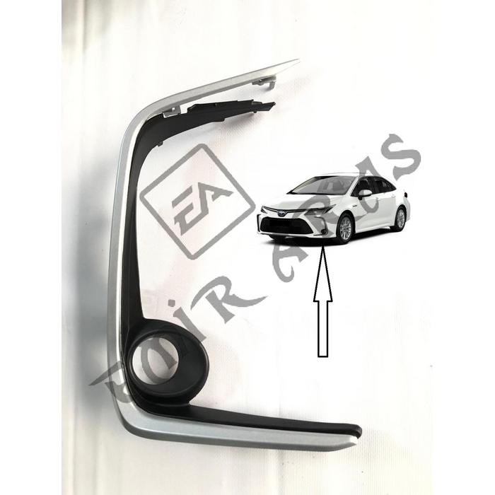 SİS LAMBA KAPAĞI SAĞ COROLLA 19- (SİS DELİKLİ GRİ)