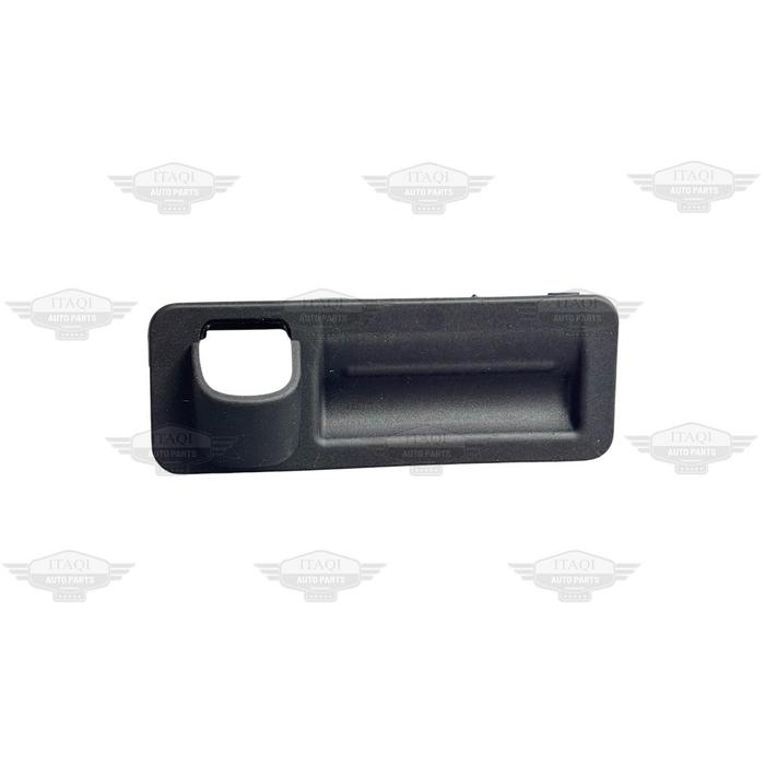 BAGAJ AÇMA KOLU (DÜĞMESİ BUTONU) ELANTRA 16-19 (KAMERA DELİKLİ)