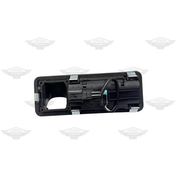 BAGAJ AÇMA KOLU (DÜĞMESİ BUTONU) ELANTRA 16-19 (KAMERA DELİKLİ)